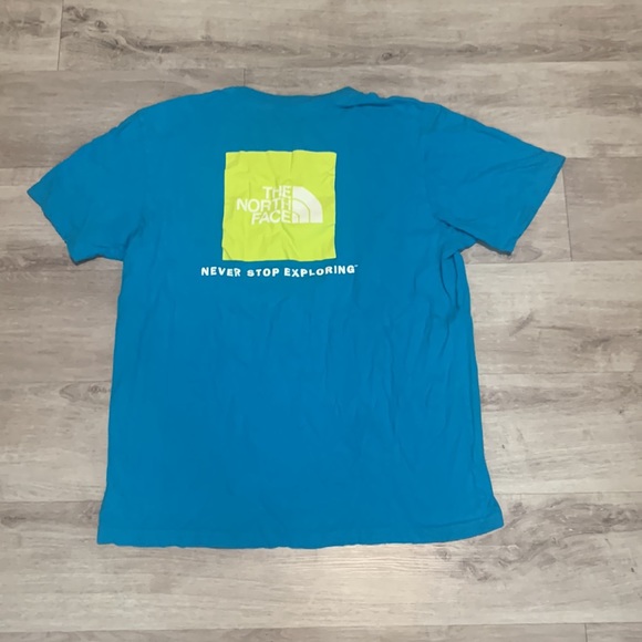 The North Face Blue Box Graphic Tee - Picture 2 of 2